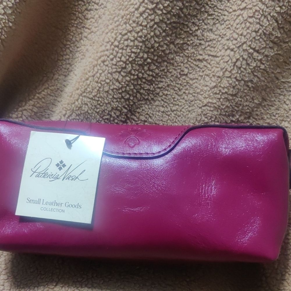 Patricia Nash burgundy  Leather Wallet 12Lx6D - Picture 3 of 6